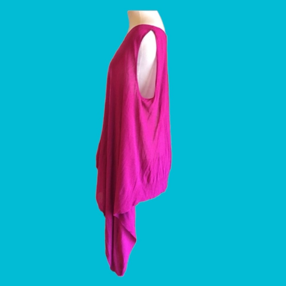 KERISMA FUSCHIA PINK ASYMMETRICAL SLEEVELESS BLOUSE Size Medium - Picture 2 of 7